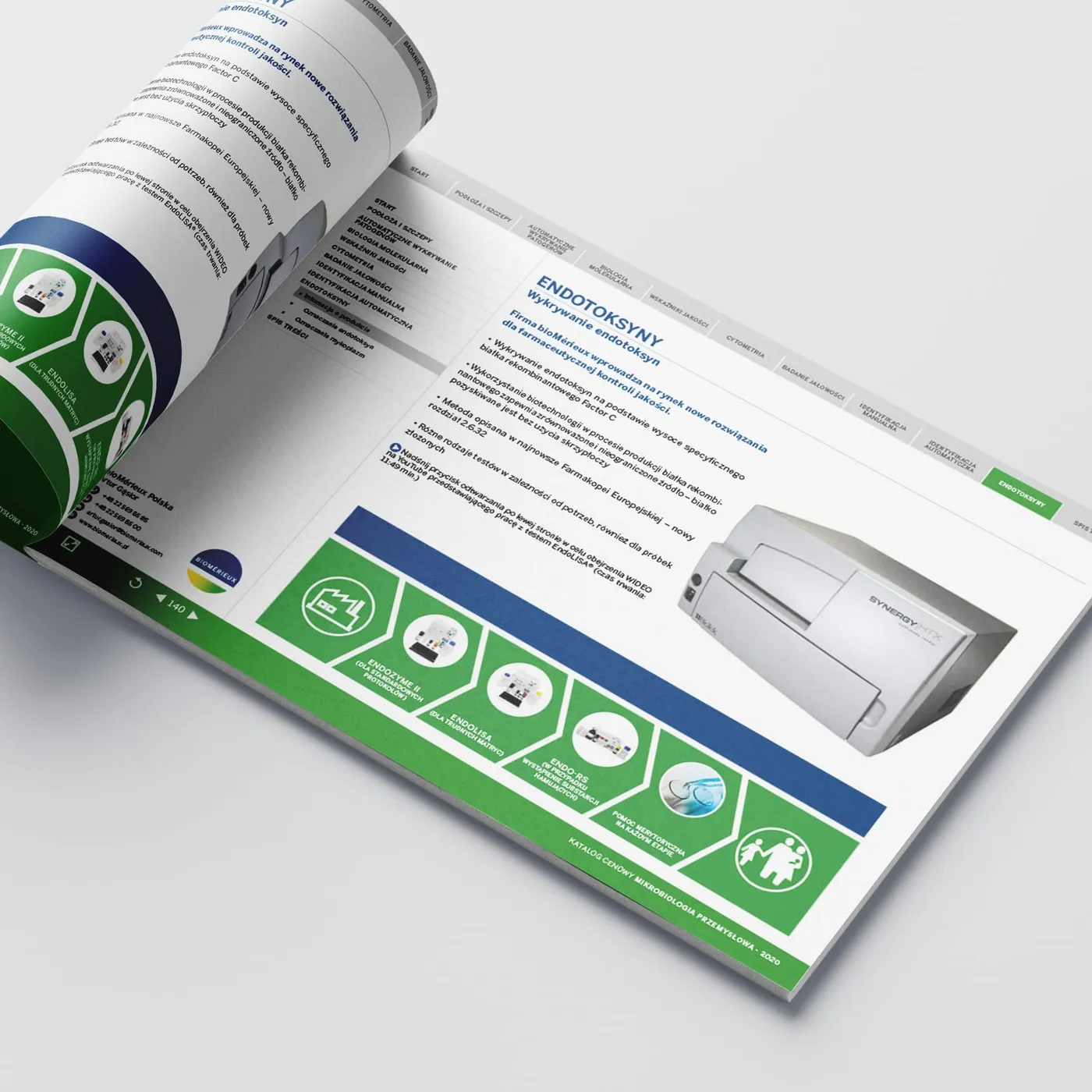 Katalog bioMérieux z unoszącą się stroną - dział „Endotoksyny" ze zdjęciem czytnika Synergy HTX oraz ikonami testów Endozyme II i EndoLISA.
